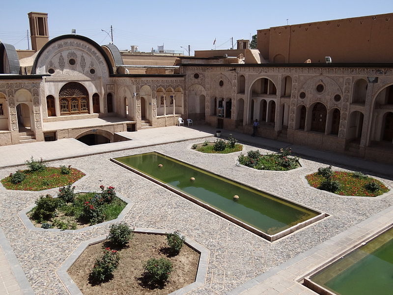 http://www.webca.ir/wp-content/uploads/Courtyard_of_Tabatabei_Historical_House_Kashan.jpg